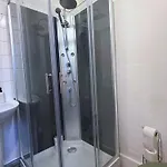L'echappee Belle Pour 5 *